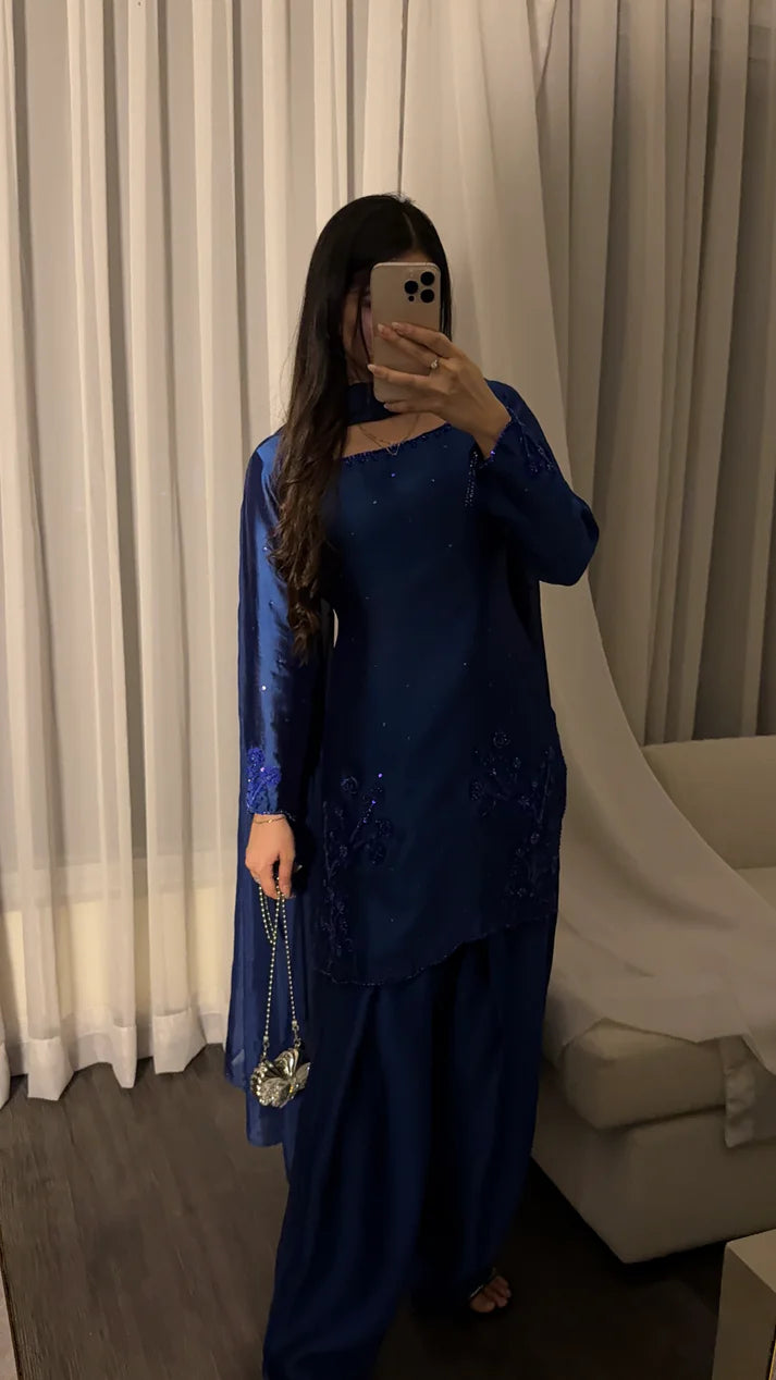 Sapphire Silk Set